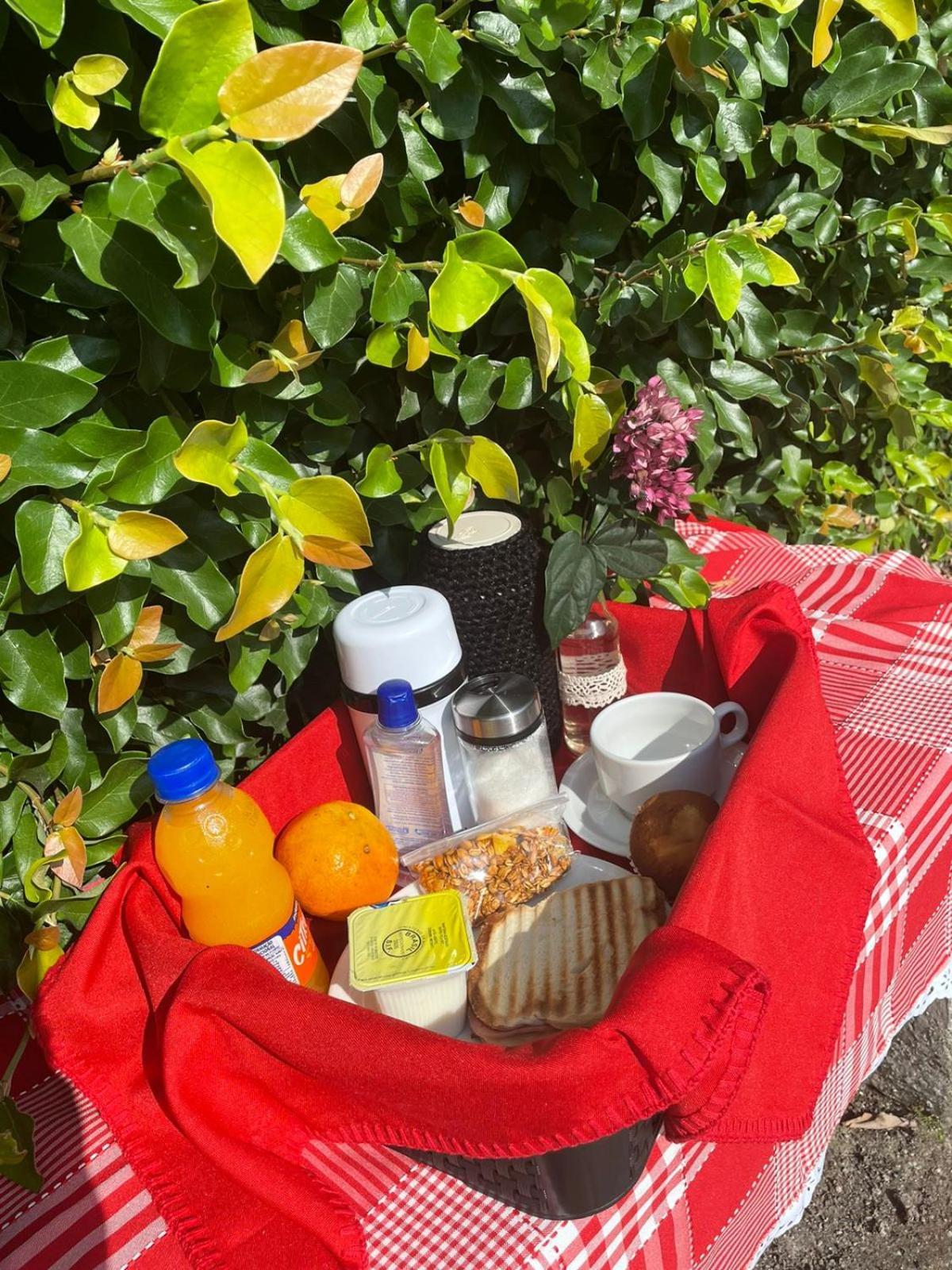 Pouzada Bom Clima - Servimos Cestas De Cafe Da Manha - Melhor Custo Beneficio Em Gravata Exterior foto