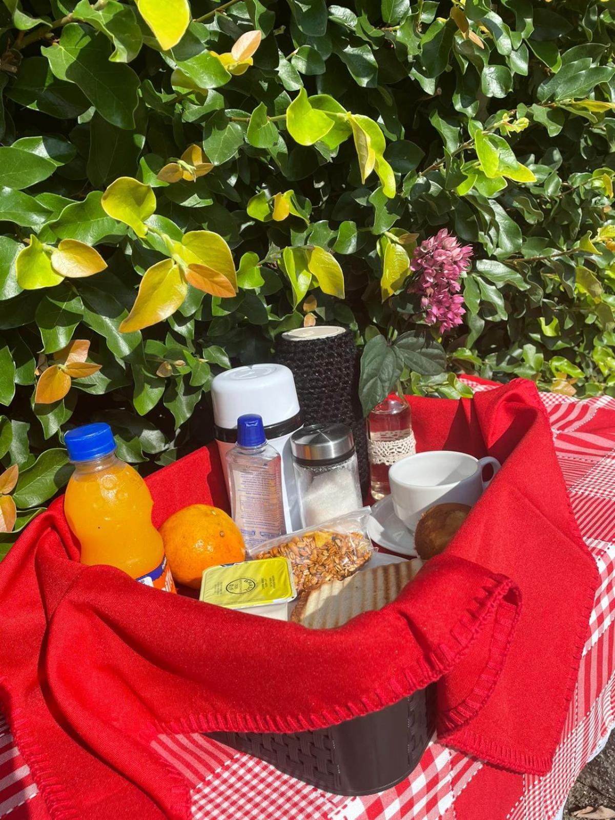 Pouzada Bom Clima - Servimos Cestas De Cafe Da Manha - Melhor Custo Beneficio Em Gravata Exterior foto