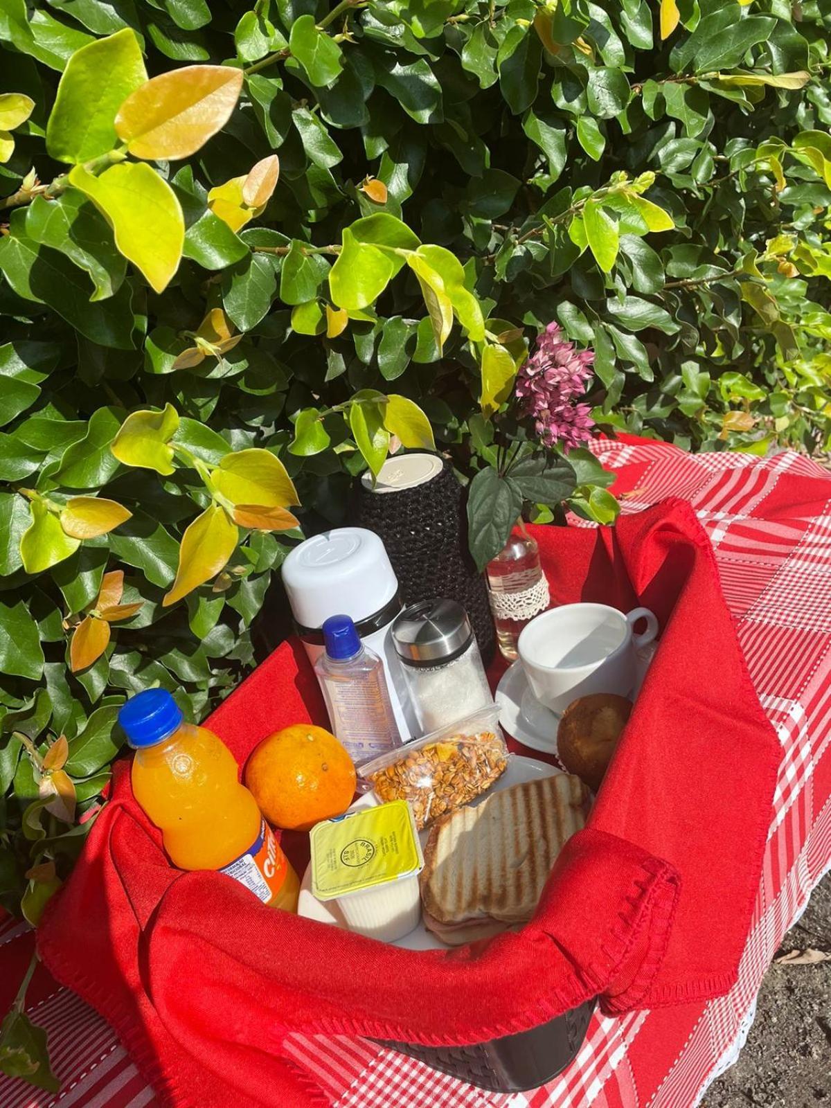 Pouzada Bom Clima - Servimos Cestas De Cafe Da Manha - Melhor Custo Beneficio Em Gravata Exterior foto